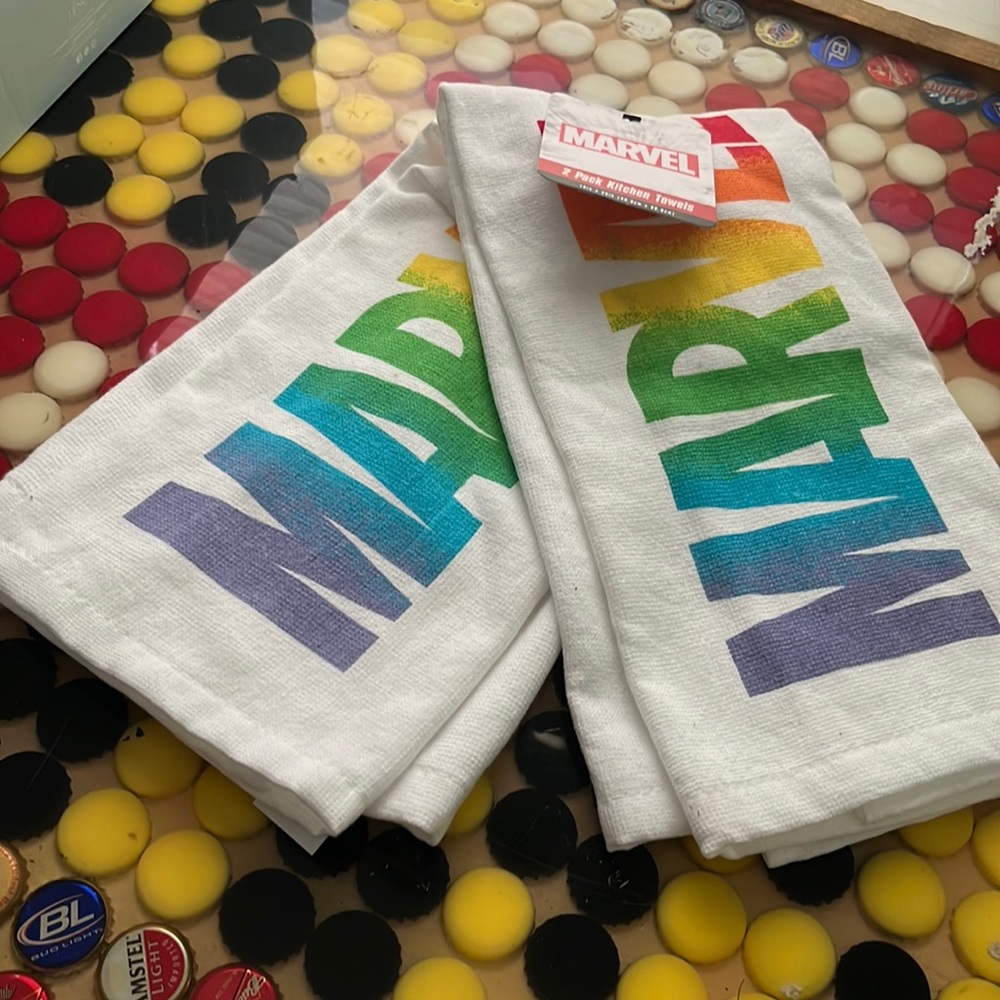 Marvel kitchen towel (2) New ! Firm Price
